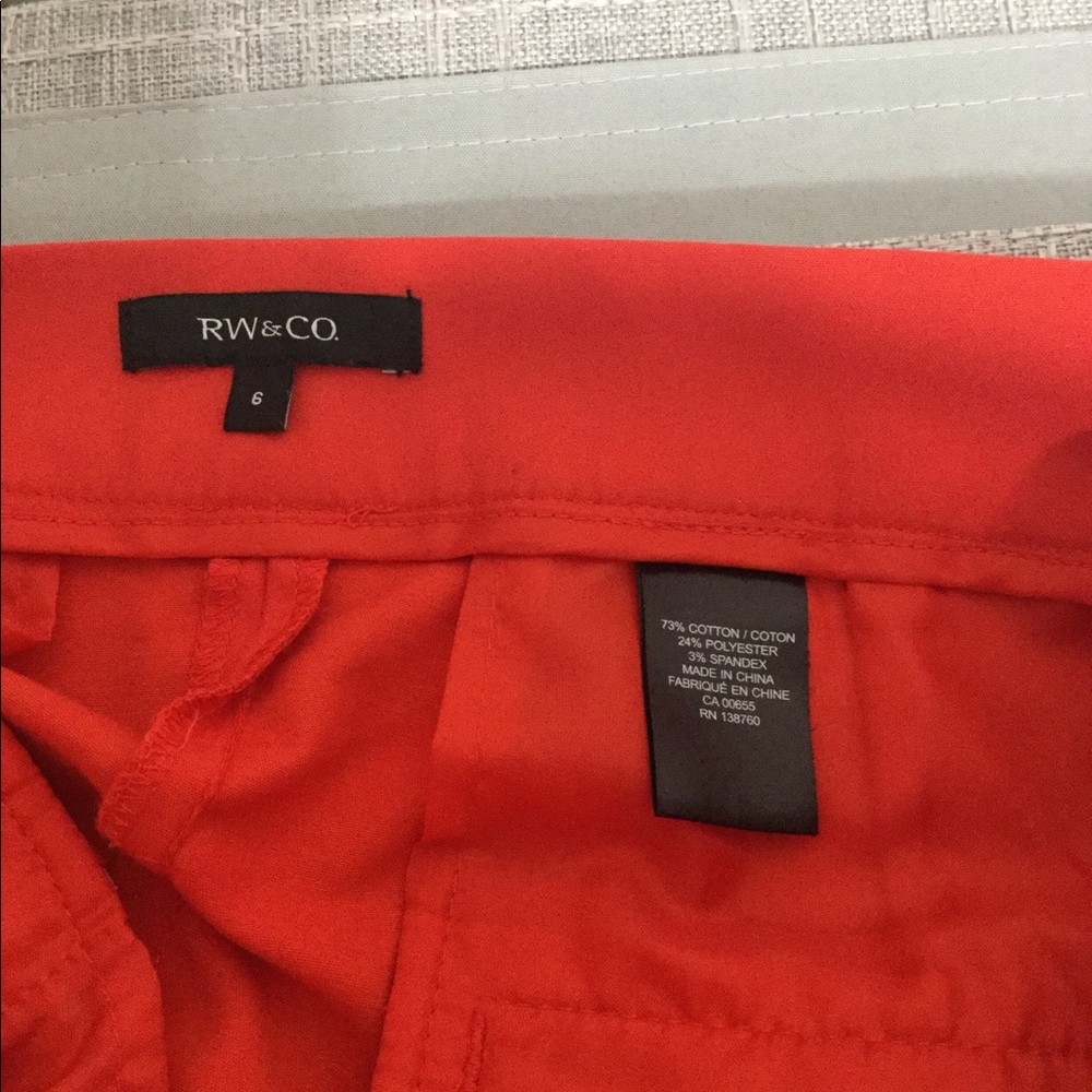 RW&Co Shorts - Picture 6 of 7